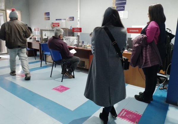 Más de 900 horas mensuales se entregan debido al colapso para renovar licencias