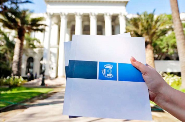 Comisión Experta consensuó la inclusión del Estado social y democrático de derecho