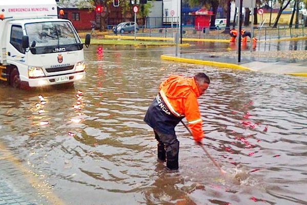 Sistema frontal no logra revertir déficit de agua caída