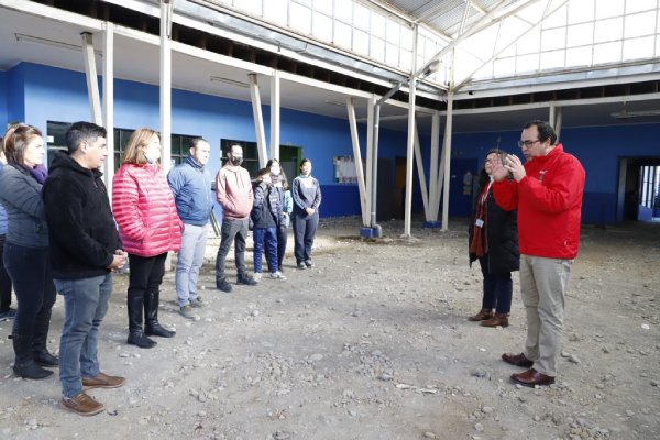 Aprueban nueva empresa para finalizar conservación de la escuela de Rucapequén