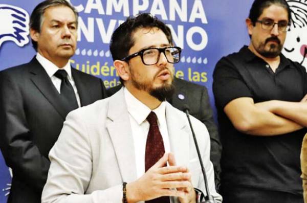 Araos renuncia como subsecretario de Redes Asistenciales