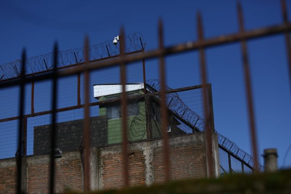 Traslado de la población penal femenina a Bulnes se concretaría en octubre