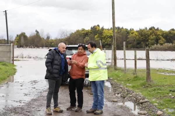 Daños en puente y anegamientos entre los problemas que dejó el sistema frontal en Chillán Viejo