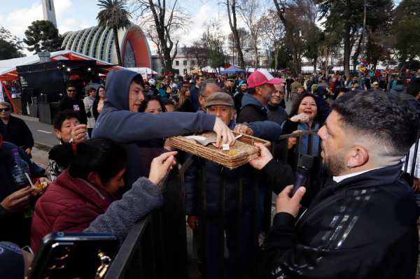 Fiesta de la Longaniza comenzó haciendo un llamado solidario