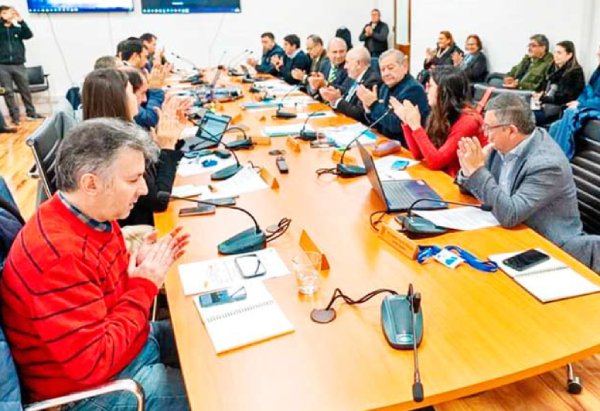 Cores presionan para cambiar la ley y poder visar proyectos menores a 7 mil UTM