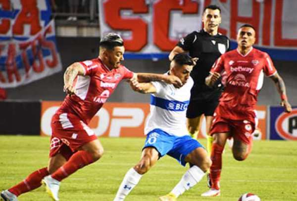 El “Rojo” apunta a recuperar su nivel físico de cara al duelo con Católica