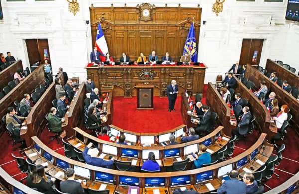 Consejo se alista para comenzar la votación en particular de enmiendas