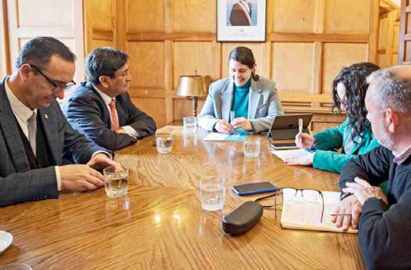 Solicitan “controlar” a los gobiernos regionales