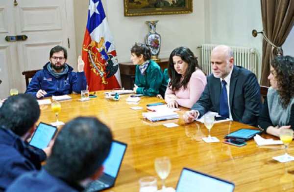 Boric no descarta requisar equipos para combatir el sistema frontal