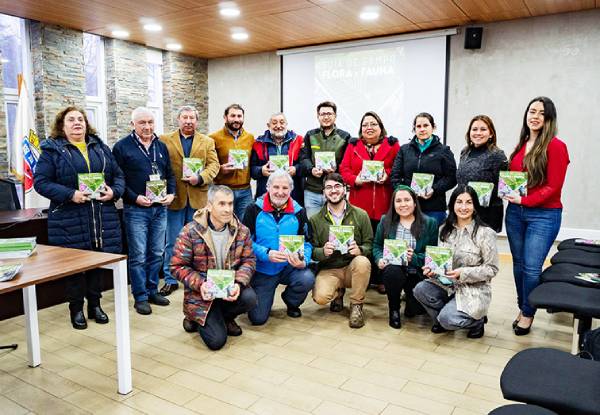 Foto del lector: Pinto lanza guía de campo