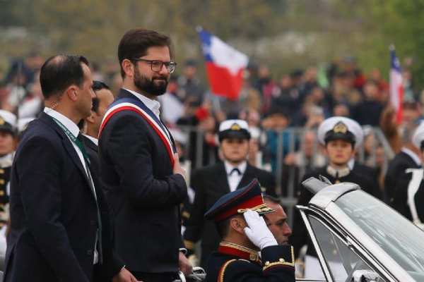 Boric valoró palabras de general Iturriaga y disposición a colaborar