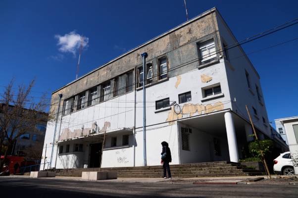 Se acelera disputa por ocupar espacios libres en los Edificios Públicos