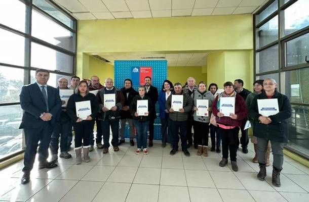 Más de 30 familias de San Carlos recibieron sus títulos de dominio