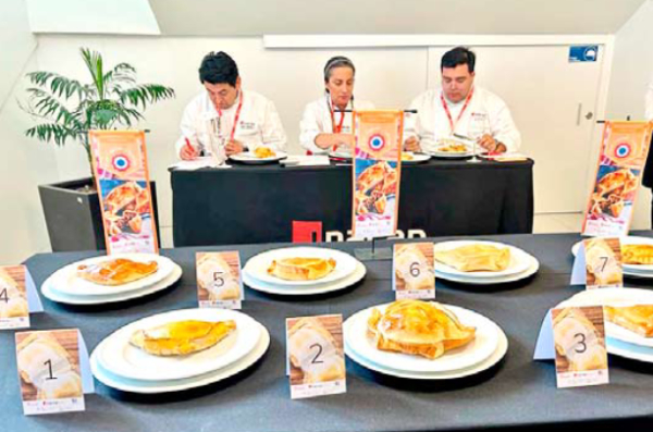 Premian a Sureño por la mejor empanada de Chillán 2023