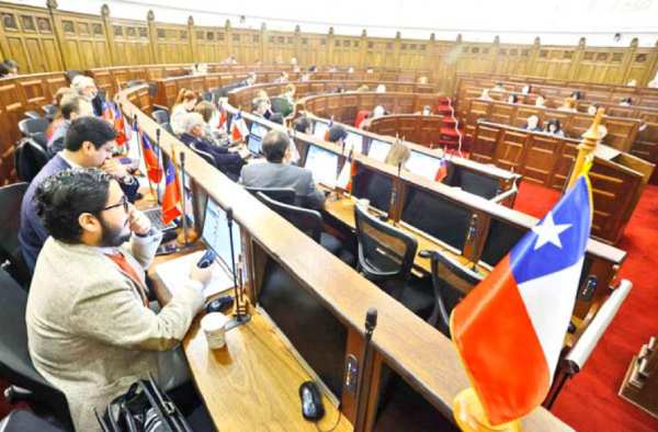 Postura republicana se impone en votación sobre derechos