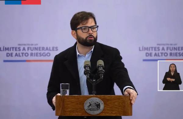 Gobierno presenta proyecto que limita los funerales de alto riesgo