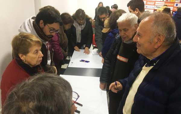 Vecinos entregan primeras sugerencias para diseño del futuro Parque Schleyer