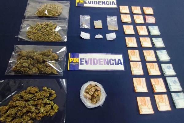Detienen a adolescente por vender droga en plaza cercana a recintos educacionales en Chillán
