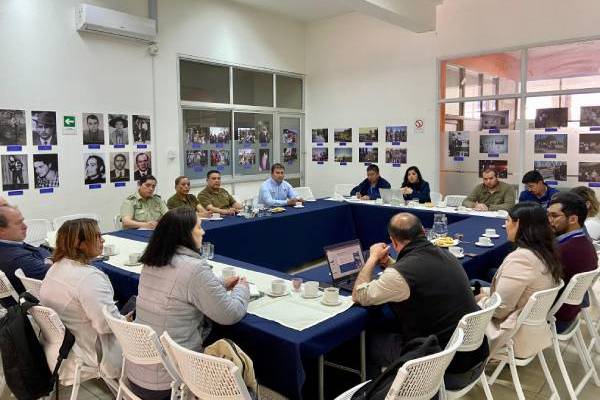 Delegada presidencial encabeza reunión de coordinación para prevenir incendios forestales en Punilla
