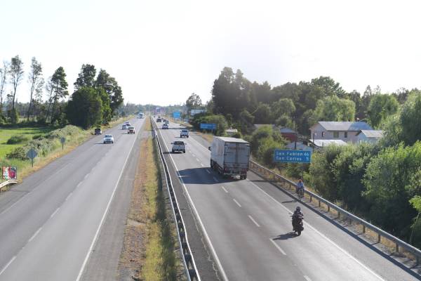 Cerca de 124 mil vehículos transitarán las carretas de Ñuble por fin de semana largo