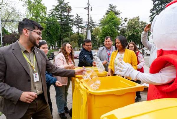 Ñuble recicló más de 7 mil kilos de botellas plásticas en marco de campaña Teletón