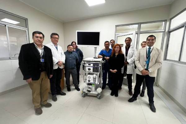 Hospital de Bulnes incorpora nueva torre endoscópica de última tecnología