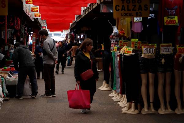 “Ni mall chino ni todo patrimonio”: locatarios defienden equilibrio comercial en el mercado de Chillán