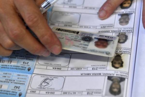 Votación en Argentina: Participación es la más baja desde la vuelta a la democracia