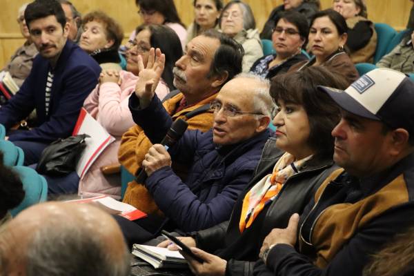 Vecinos de Chillán se capacitan en ejecución y rendición de proyectos Fondeve
