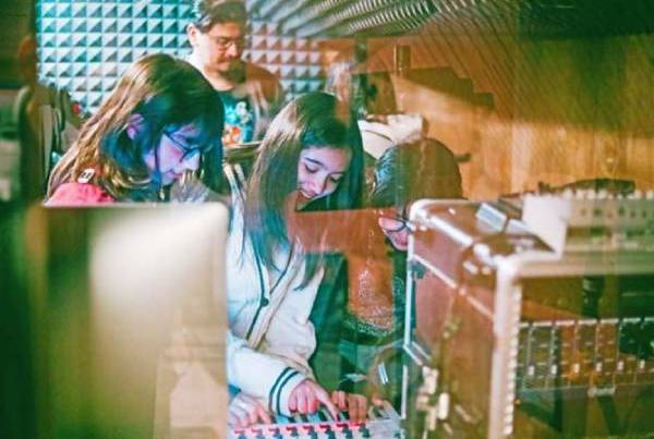 Corporación Cultural abre espacio para que músicos graben sus obras