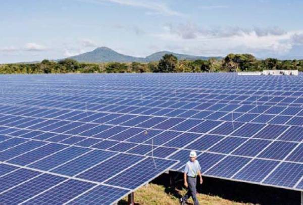 Ingresan al SEA el megaproyecto fotovoltaico más grande de la región