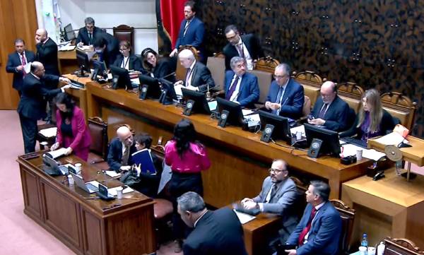 Ley usurpaciones: Senado aprobó 13 de las 14 observaciones del gobierno