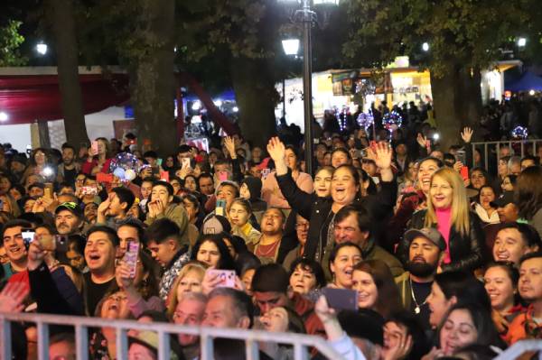 Después de 20 años Chillán Viejo vuelve a celebrar la Fiesta del Rosario