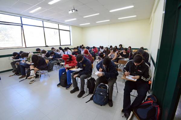 Estudiantes de Ñuble pusieron a prueba sus conocimientos en la Olimpiada de Matemática UBB