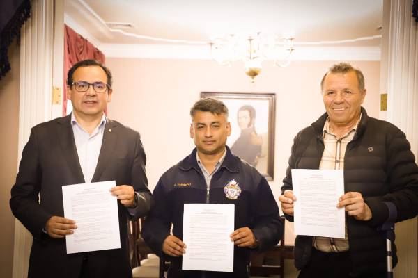Chillán Viejo impulsa el reciclaje para apoyar a la Sexta Compañía de Bomberos