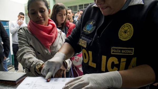Perú promulgó ley que acelera expulsión de migrantes en 24 horas