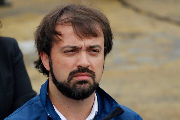 Tricel suspende por un mes a alcalde de Valparaíso