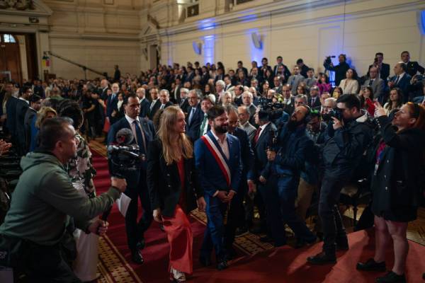 Con polémico discurso de presidenta del Consejo se firmó decreto que convoca al plebiscito