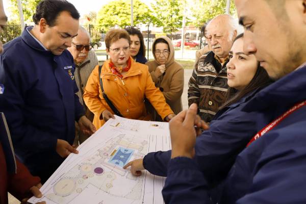 Subdere destina $248 millones para mejora de multicanchas y áreas verdes en Chillán Viejo