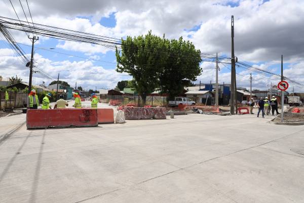 Pavimentación de calle Rosauro Acuña presenta 97% de avance