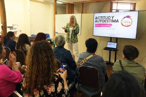 Municipio chillanejo sella alianza con “El Clóset de Julieta”