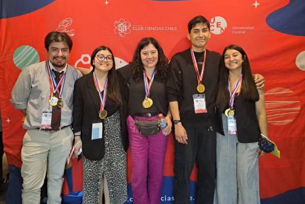 Estudiantes de Pedagogía UBB destacan en la ExpoCiencias Nacional 2024
