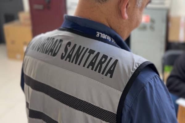 Levantan prohibición de funcionamiento a fábrica de lácteos en Ñuble tras confirmar ausencia de listeria