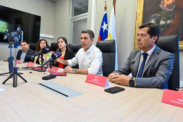 Municipalidad de Chillán presentó a nuevos directores en reparticiones clave