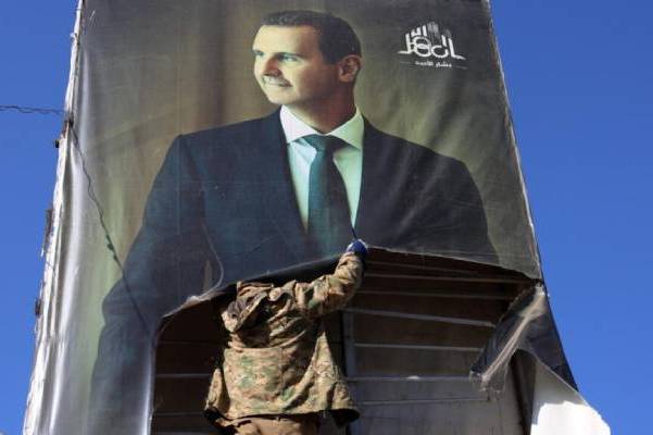 Bashar al Assad llega a Rusia tras recibir asilo político del Kremlin