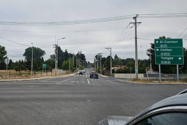 Alcalde de El Carmen solicita mejoras viales en la variante de acceso a la comuna