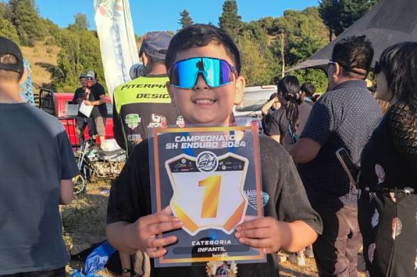 Piloto chillanejo Martín Roa se coronó campeón nacional en dos torneos de enduro