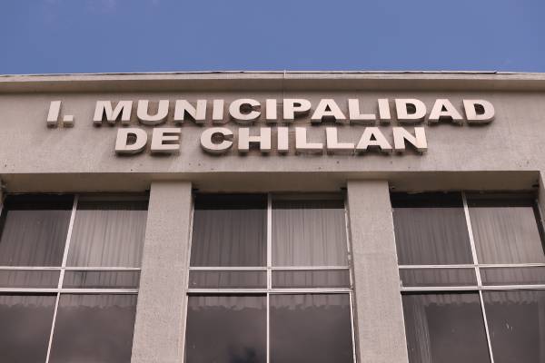 Municipio de Chillán descarta despidos masivos de funcionarios