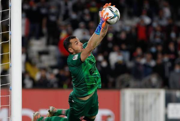 Nicola Pérez, portero del Rojo: “Será un partido especial porque voy a jugar en Uruguay”