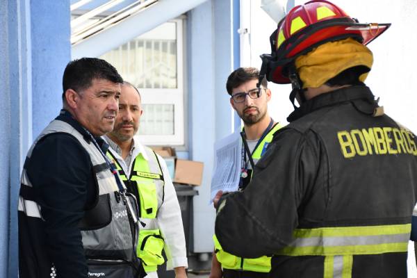 Realizan simulacro de incendio en depósito de vacunas de la Seremi de Salud Ñuble